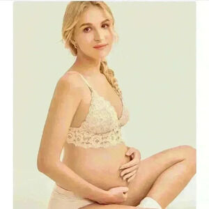 Lace Plunge Wireless Nursing Bralette pregnancy